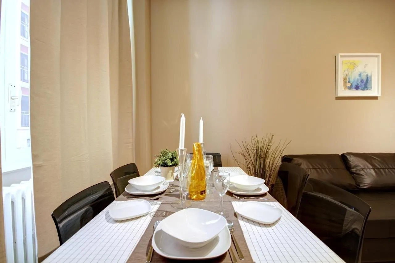 Milanrentals - Angelica Apartment 0*, Milan